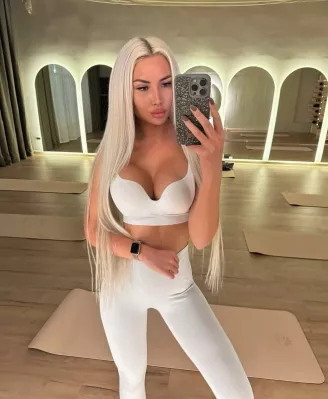 Девочки приглашаем на работу. Сочи. От 30 тыс в день. 50/50, а чай ваши.